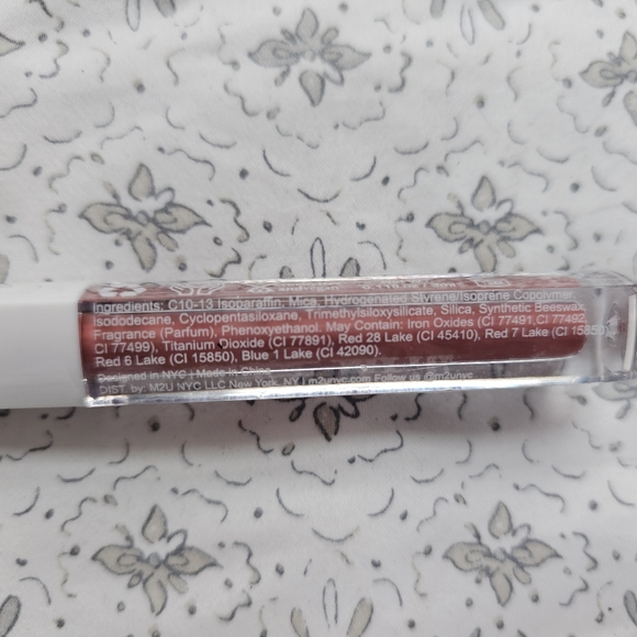 m2ü NYC Matte Liquid Lip Shade Soho - Picture 3 of 4